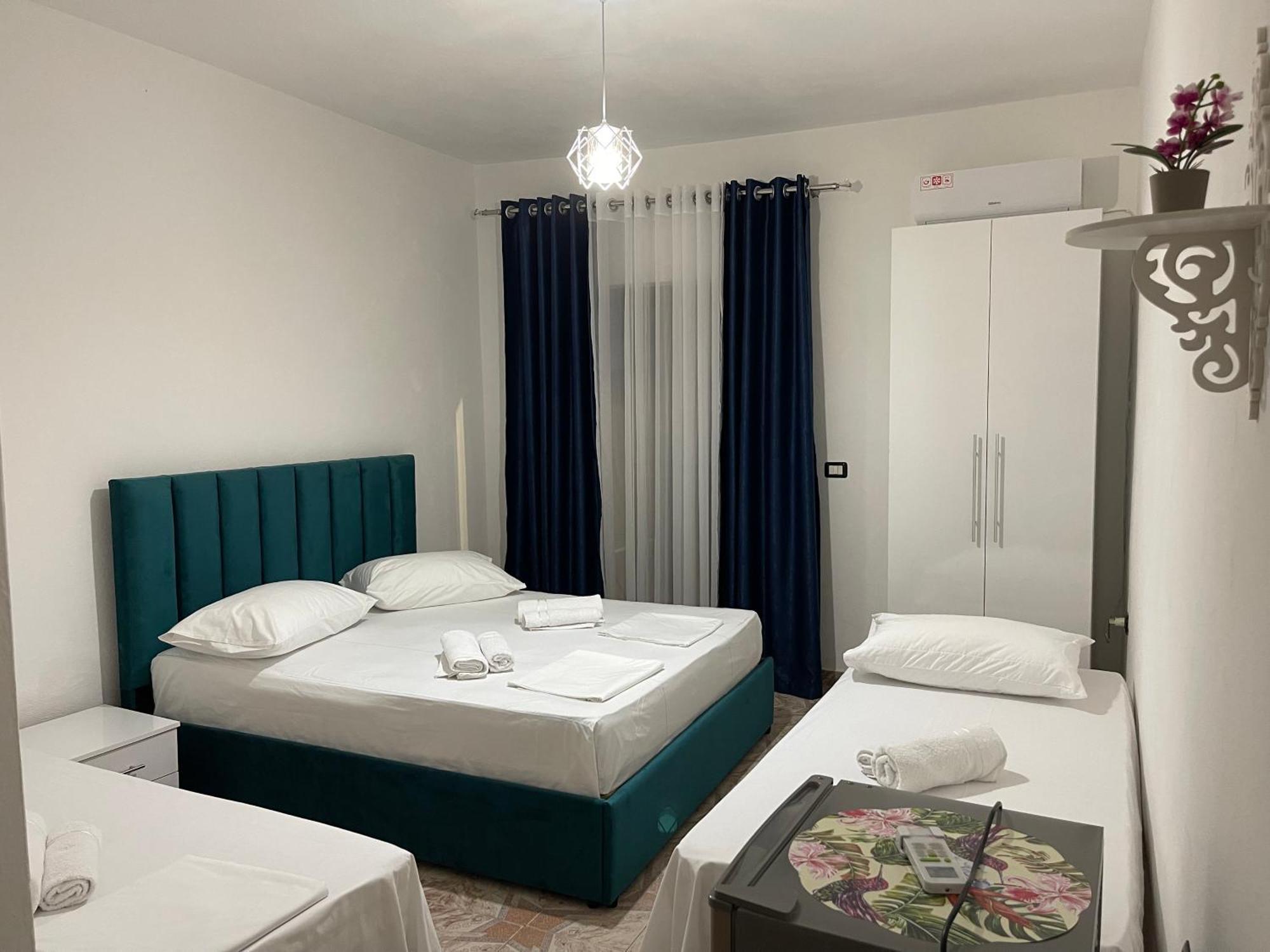 Mabel Rooms Durrës 外观 照片