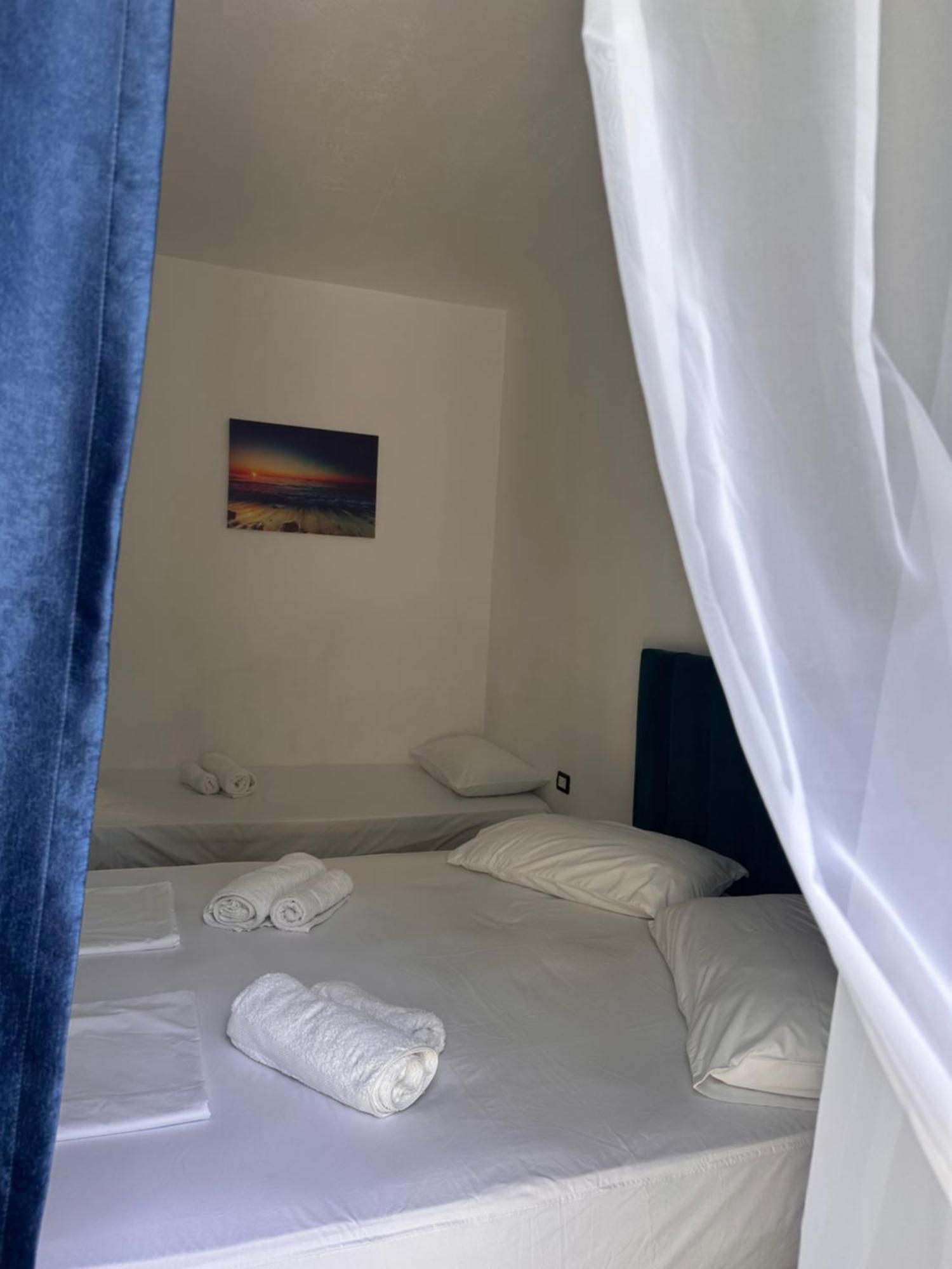 Mabel Rooms Durrës 外观 照片