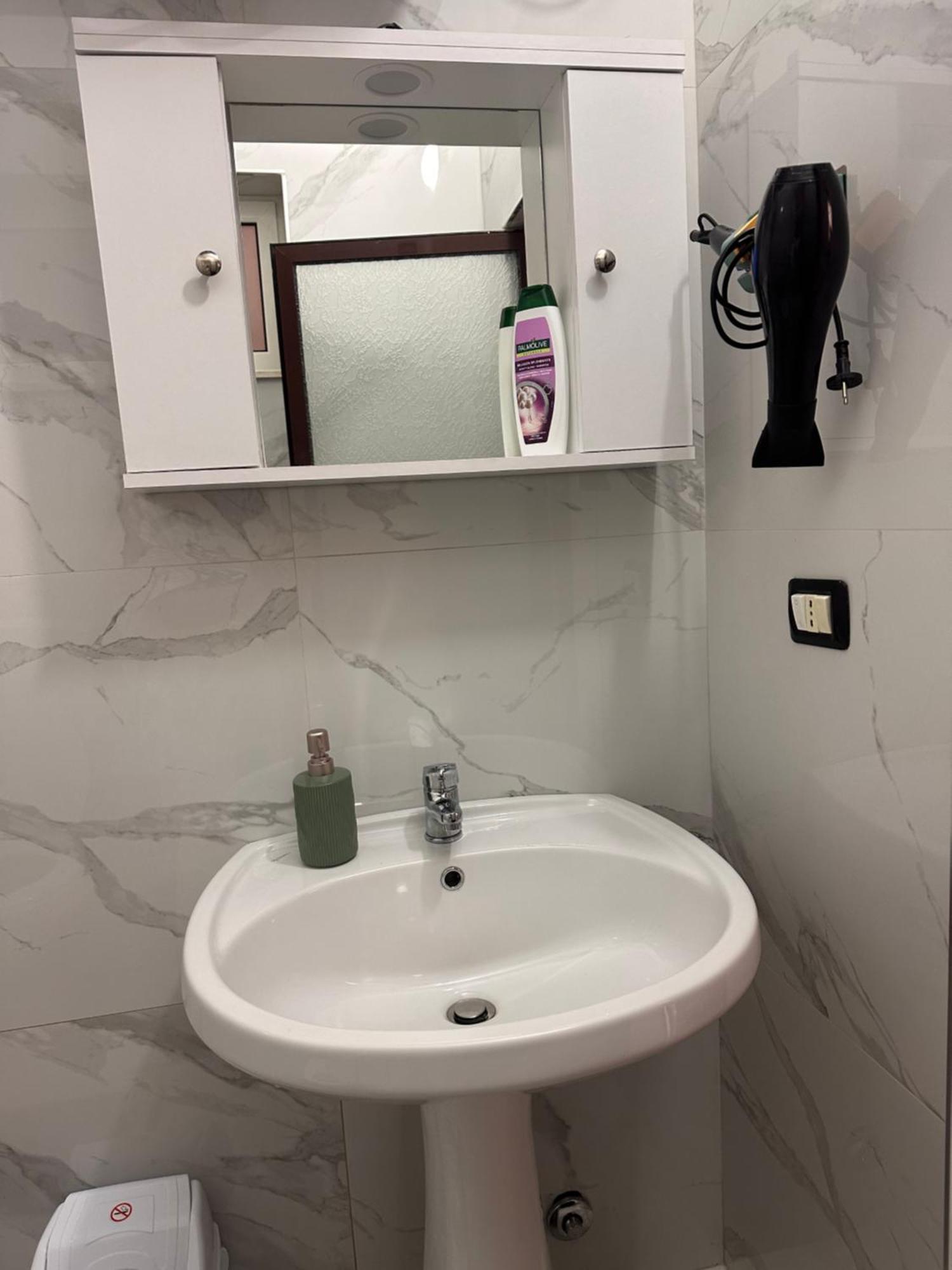 Mabel Rooms Durrës 外观 照片